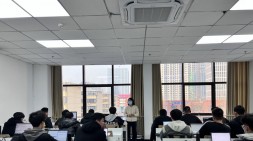 班級許愿墻——愿我們夢想的花朵，都能盛放